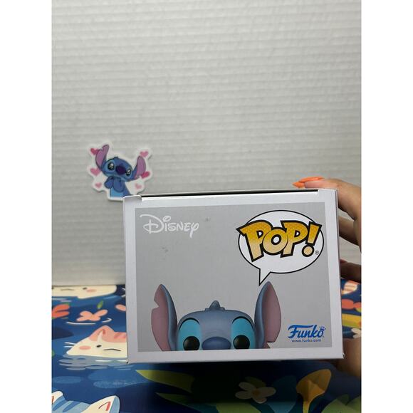 Lilo & Stitch Stitch with Tube Funko Pop! Vinyl #1565 - Picture 10 of 13